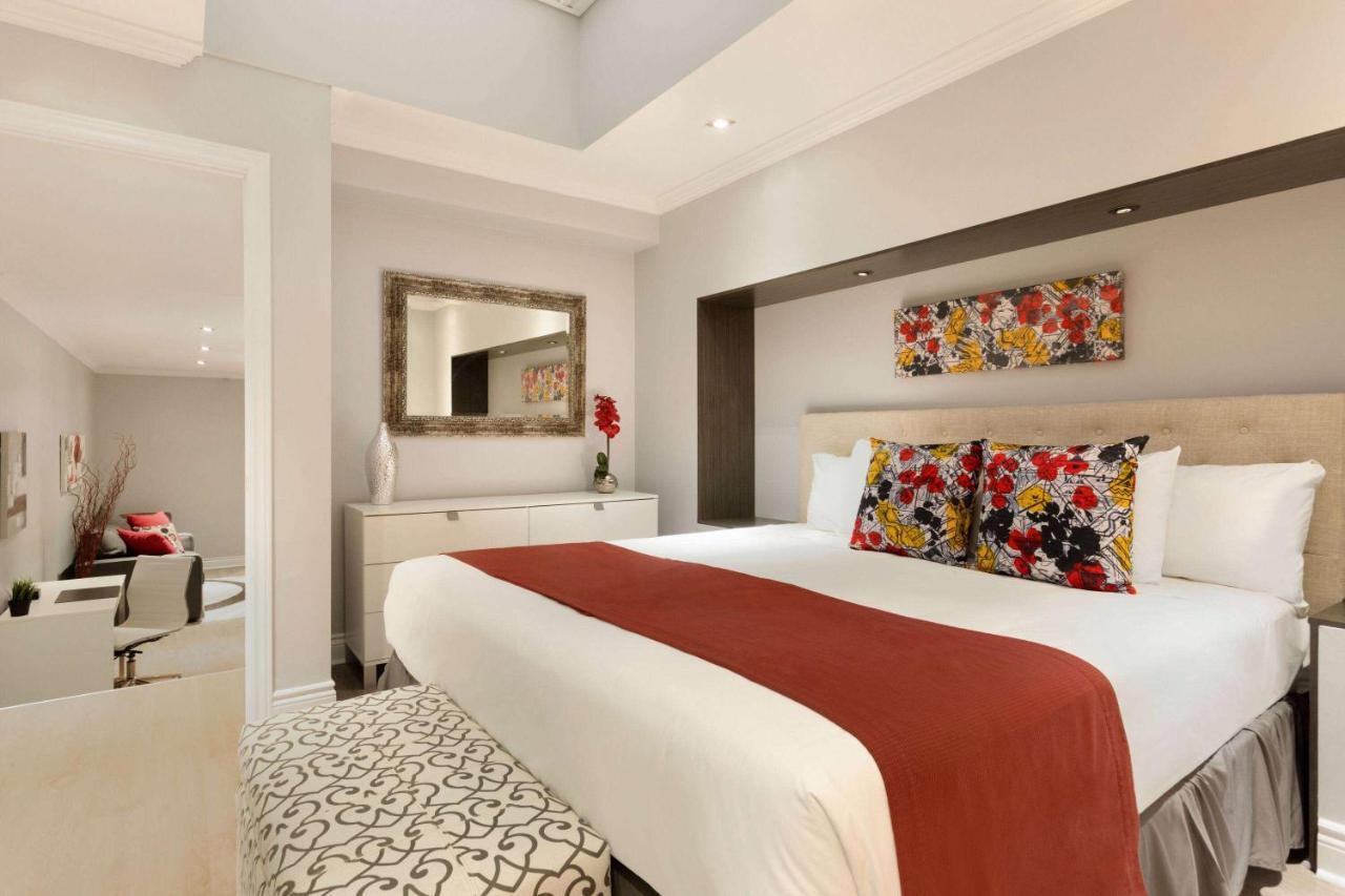Travelodge By Wyndham Quebec City Hotel & Convention Centre Εξωτερικό φωτογραφία