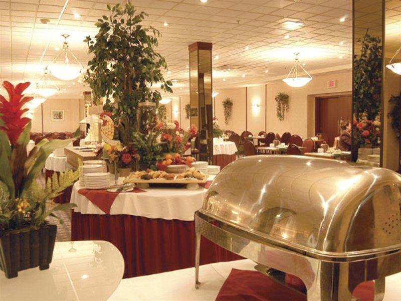 Travelodge By Wyndham Quebec City Hotel & Convention Centre Εξωτερικό φωτογραφία