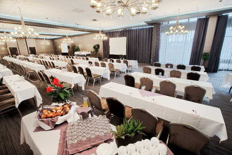 Travelodge By Wyndham Quebec City Hotel & Convention Centre Εξωτερικό φωτογραφία