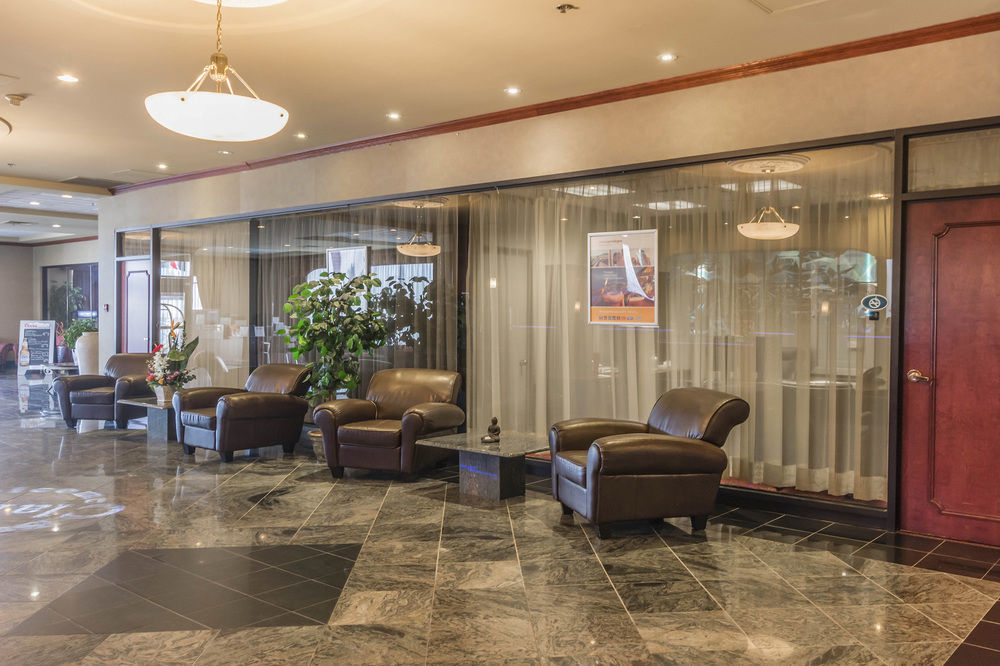 Travelodge By Wyndham Quebec City Hotel & Convention Centre Εξωτερικό φωτογραφία